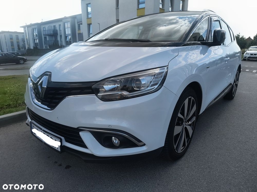 Renault Grand Scenic - 1