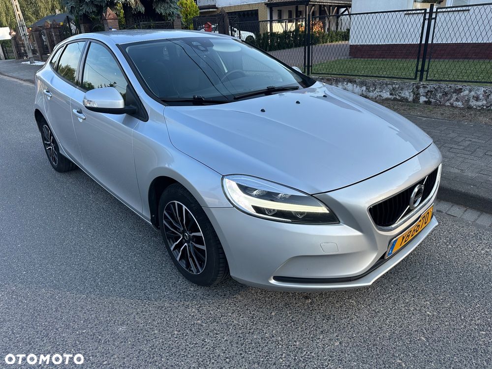 Volvo V40 - 1
