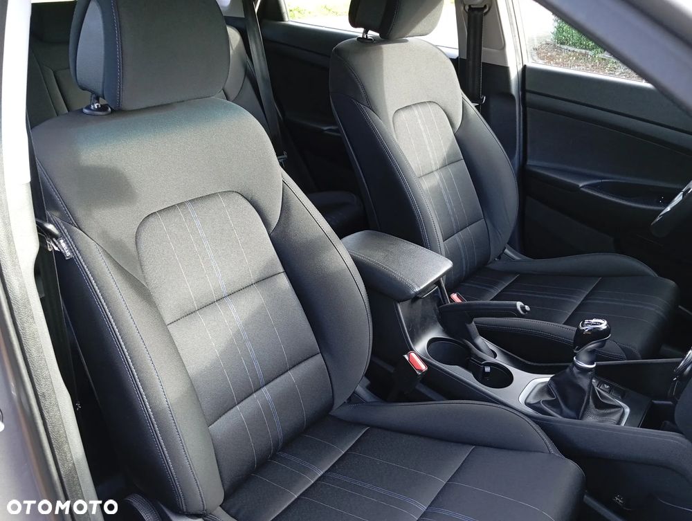 Hyundai Tucson 1.6 GDi 2WD Select - 10