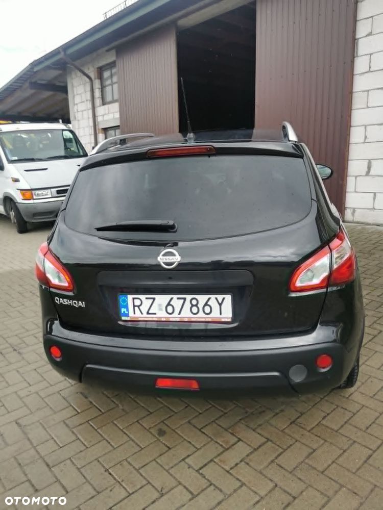 Nissan Qashqai - 4