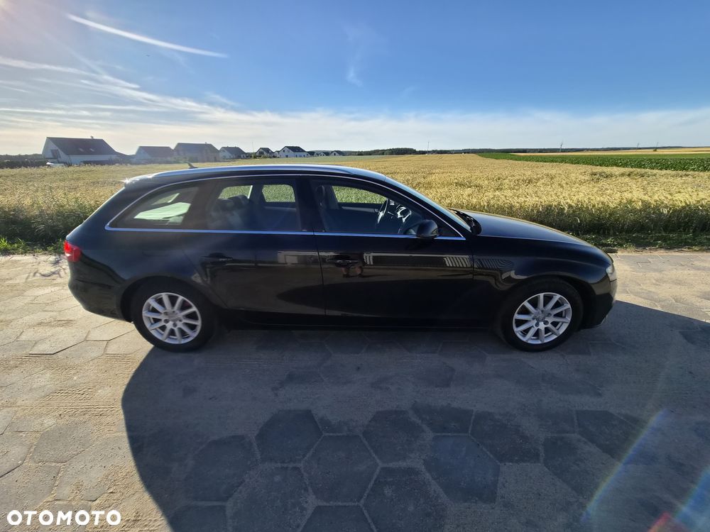 Audi A4 Avant 2.0 TDI - 25