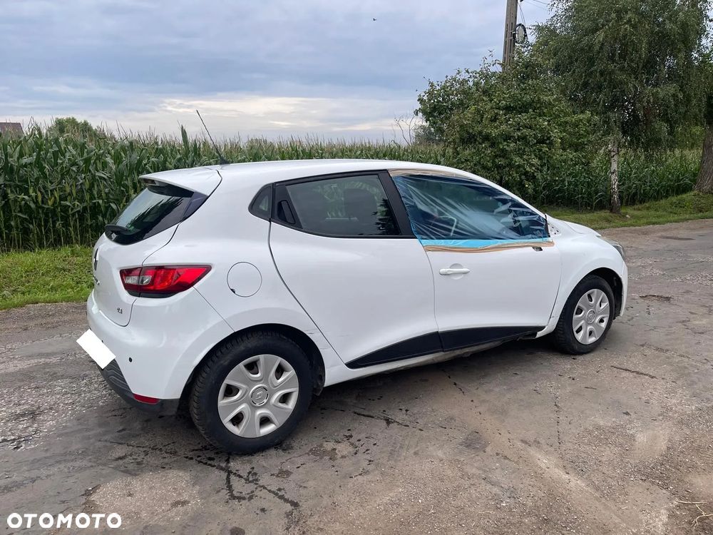 Renault Clio dCi 75 Stop & Start Expression - 32