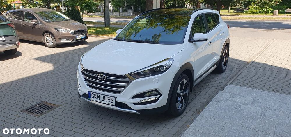 Hyundai Tucson 2.0 CRDI Premium 4WD - 2