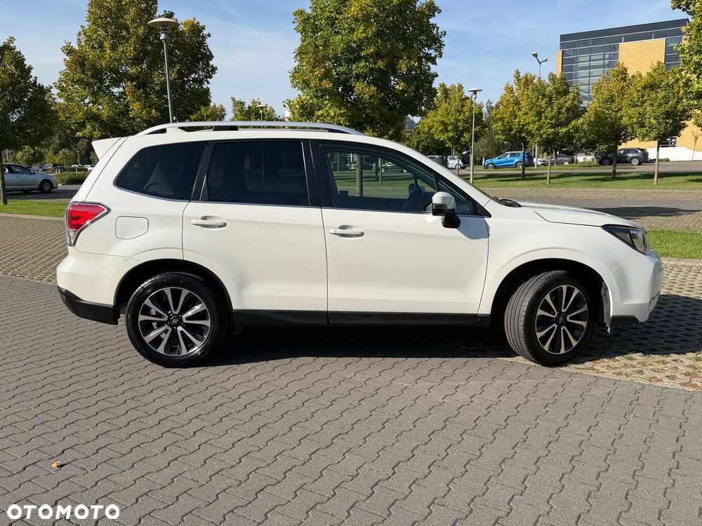 Subaru Forester 2.0 XT Platinum Lineartronic - 6