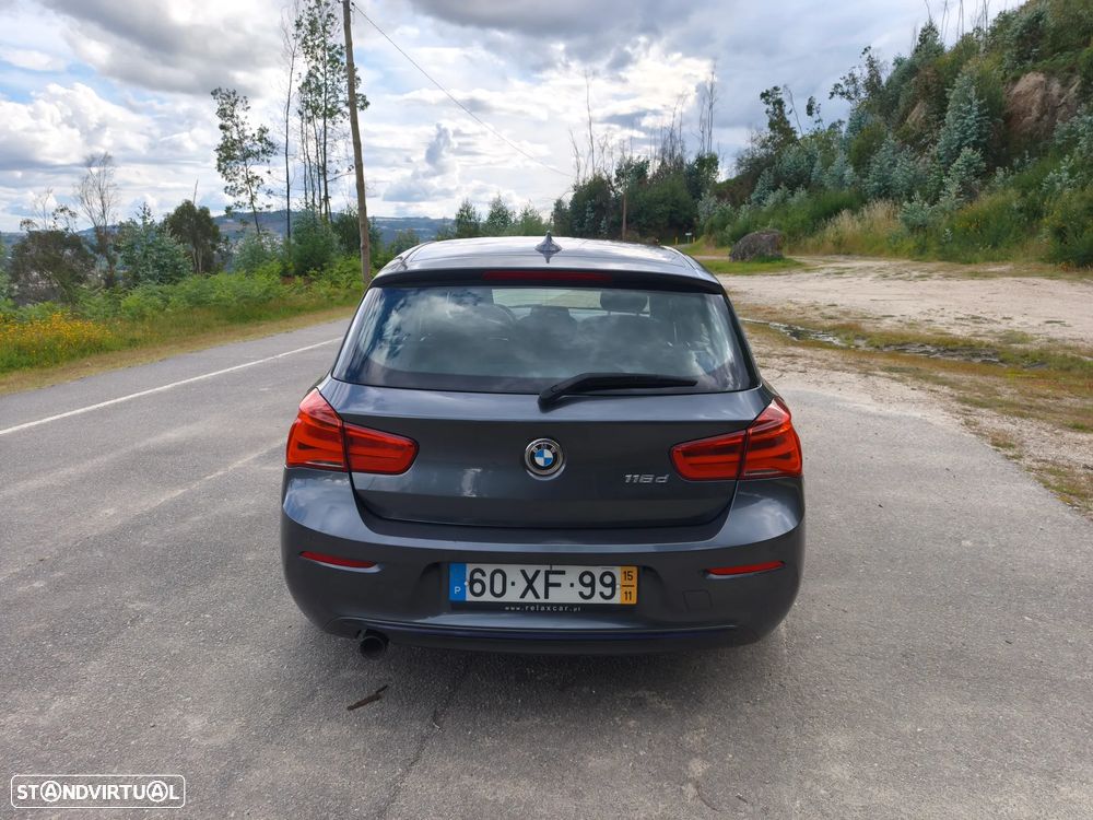 BMW 116 d EfficientDynamics Edition Sport Line - 10