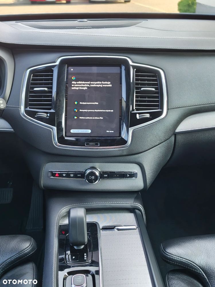 Volvo XC 90 D5 SCR AWD Inscription 7os - 27