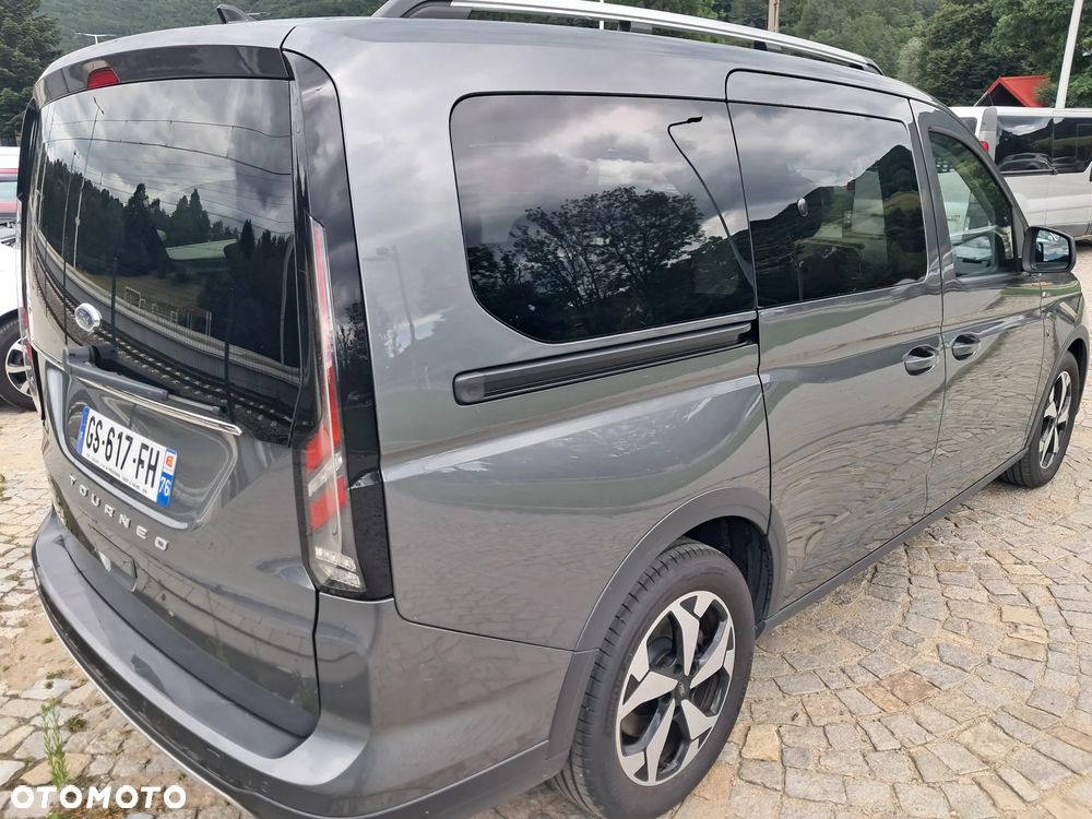 Ford Tourneo Connect Grand - 9