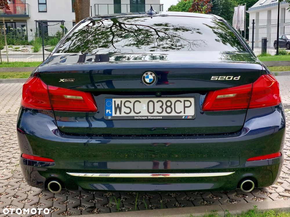 BMW Seria 5 520d xDrive Luxury Line sport - 5