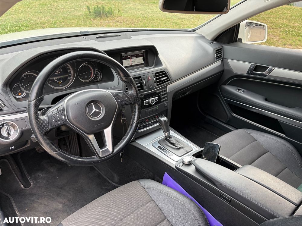 Mercedes-Benz E 220 CDI DPF BlueEFFICIENCY 7G-TRONIC Avantgarde - 13