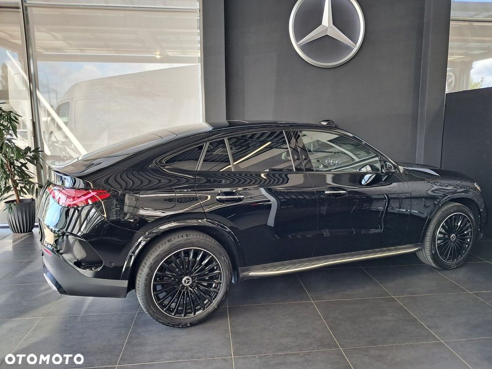 Mercedes-Benz GLC - 25