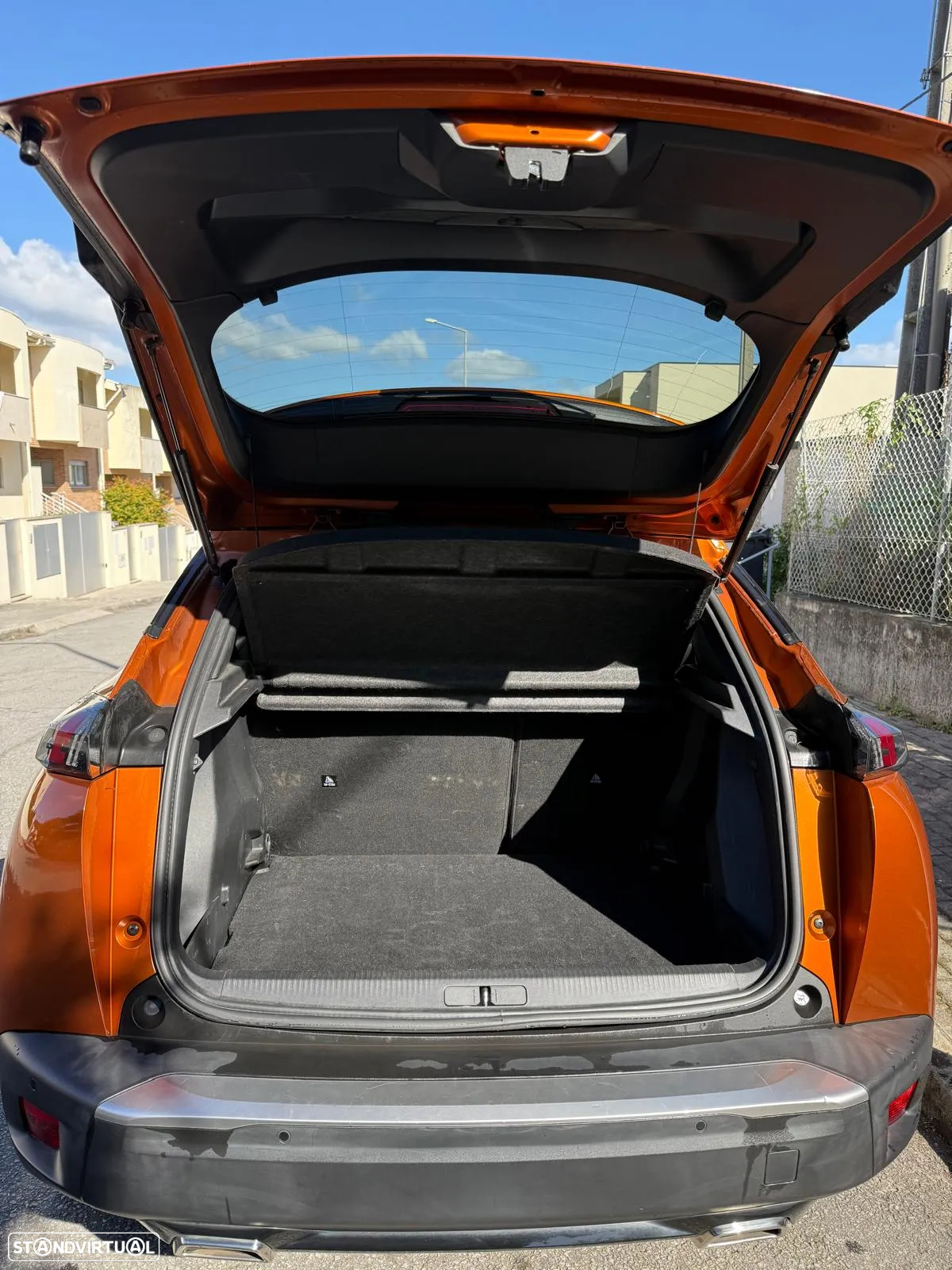 Peugeot 2008 1.2 PureTech Allure - 7
