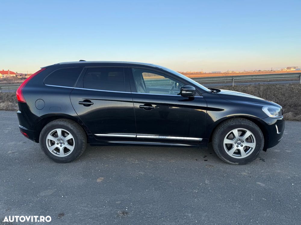 Volvo XC 60 D5 AWD Aut. Summum - 3