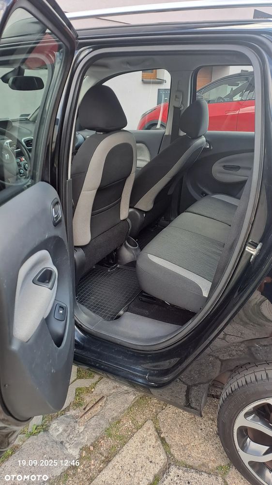 Citroën C3 Picasso 1.6 HDi Attraction - 12