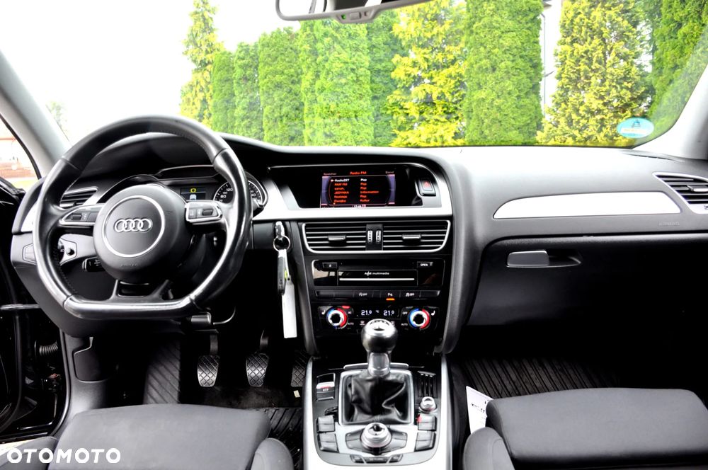 Audi A4 Avant 2.0 TDI DPF S line Sportpaket - 34