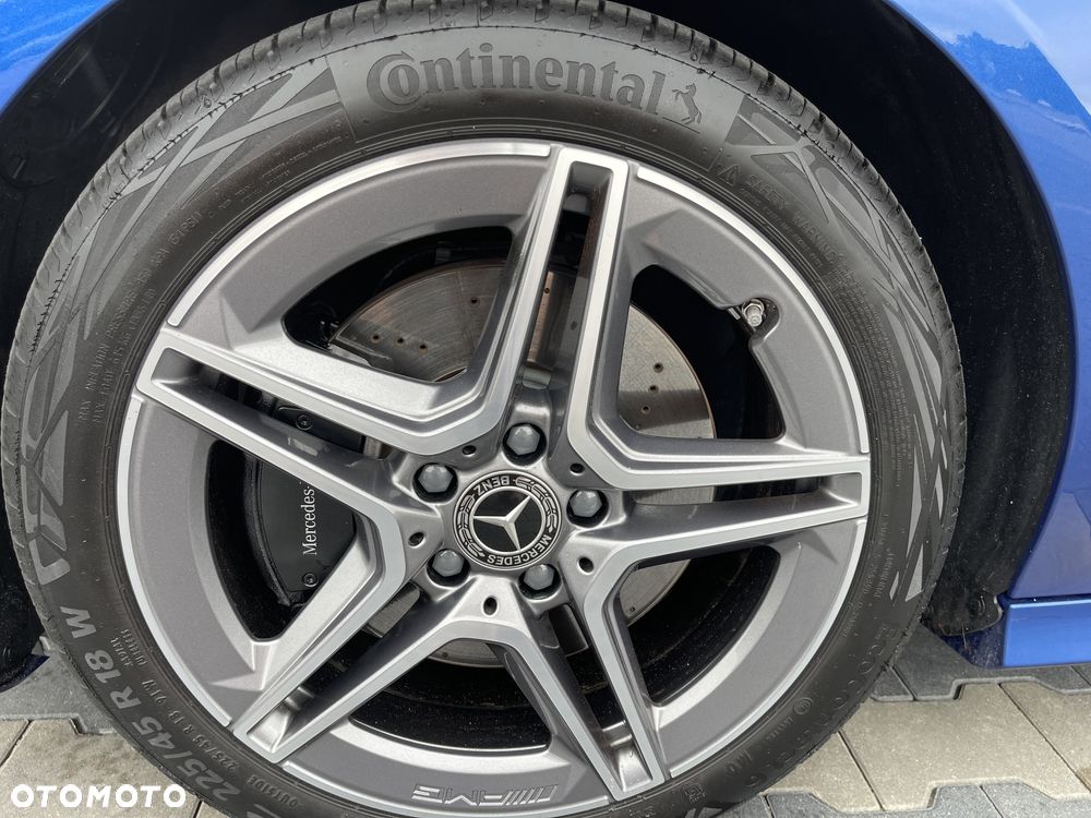 Mercedes-Benz CLA 200 mHEV AMG Line 7G-DCT - 17