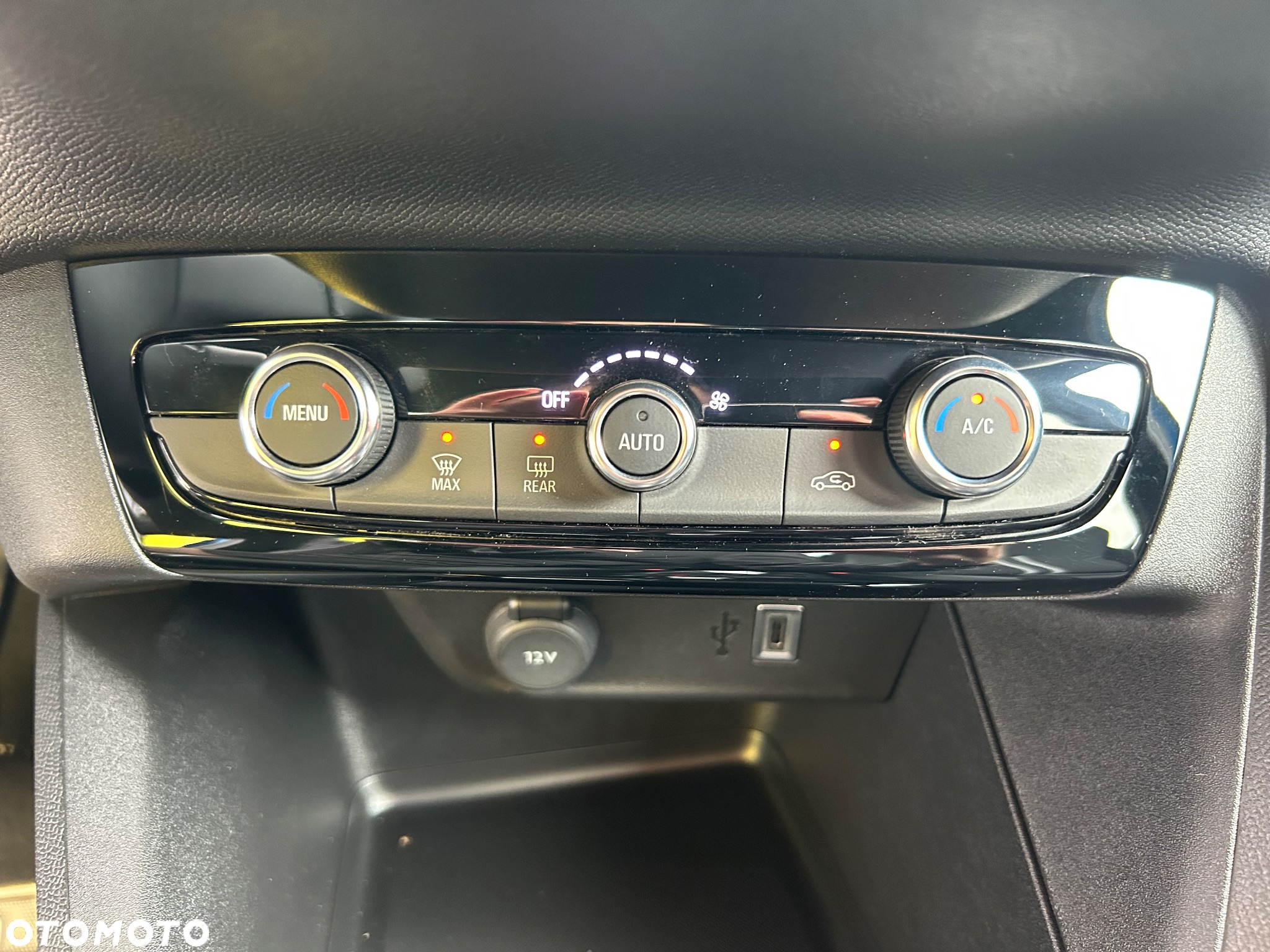 Opel Corsa Corsa-e 50kWh Yes - 25