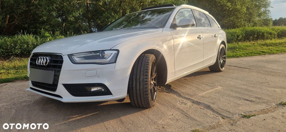 Audi A4 Avant 2.0 TDI Quattro S tronic - 17