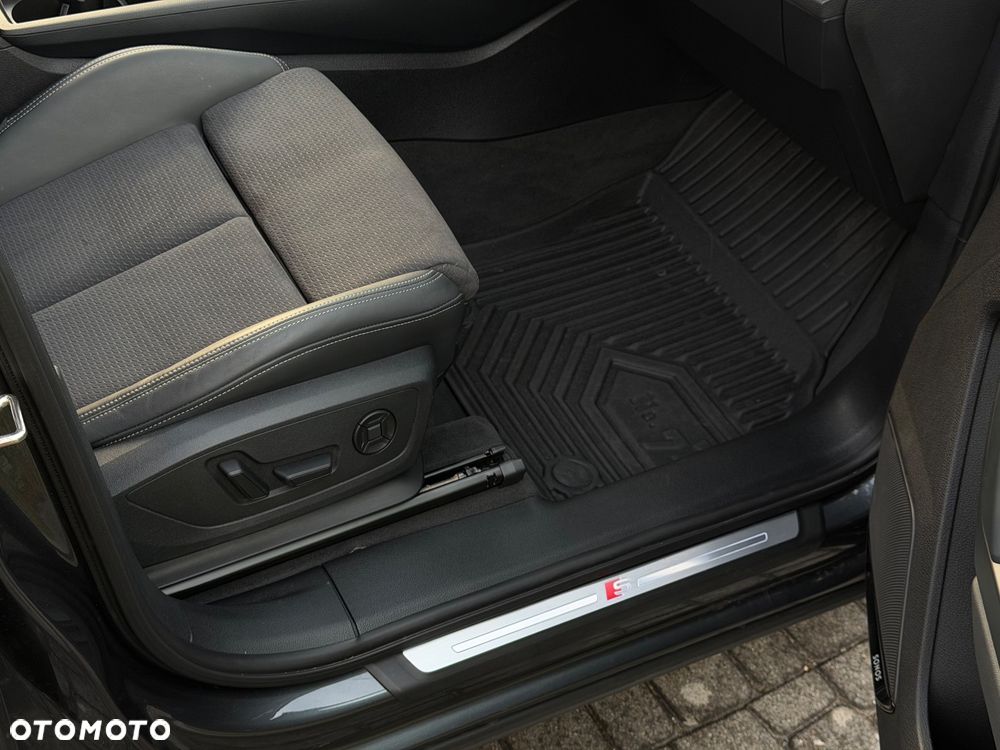 Audi Q3 Sportback 40 TDI Quattro S Line S tronic - 26
