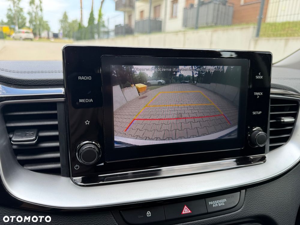 Kia Ceed - 24