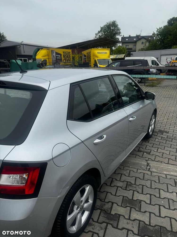 Skoda Fabia - 4