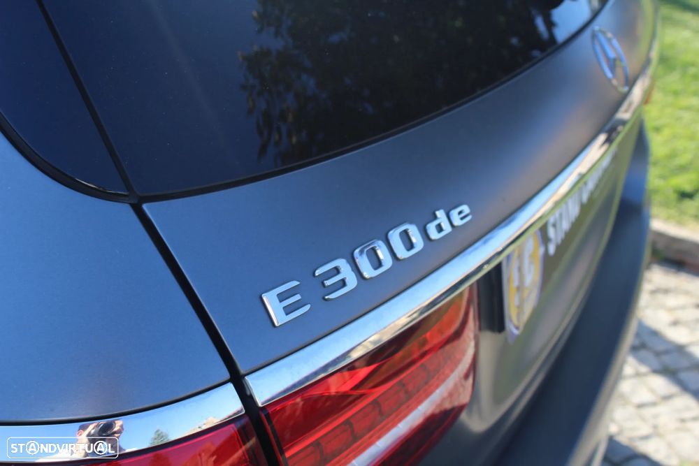 Mercedes-Benz E 300 de AMG Line - 16