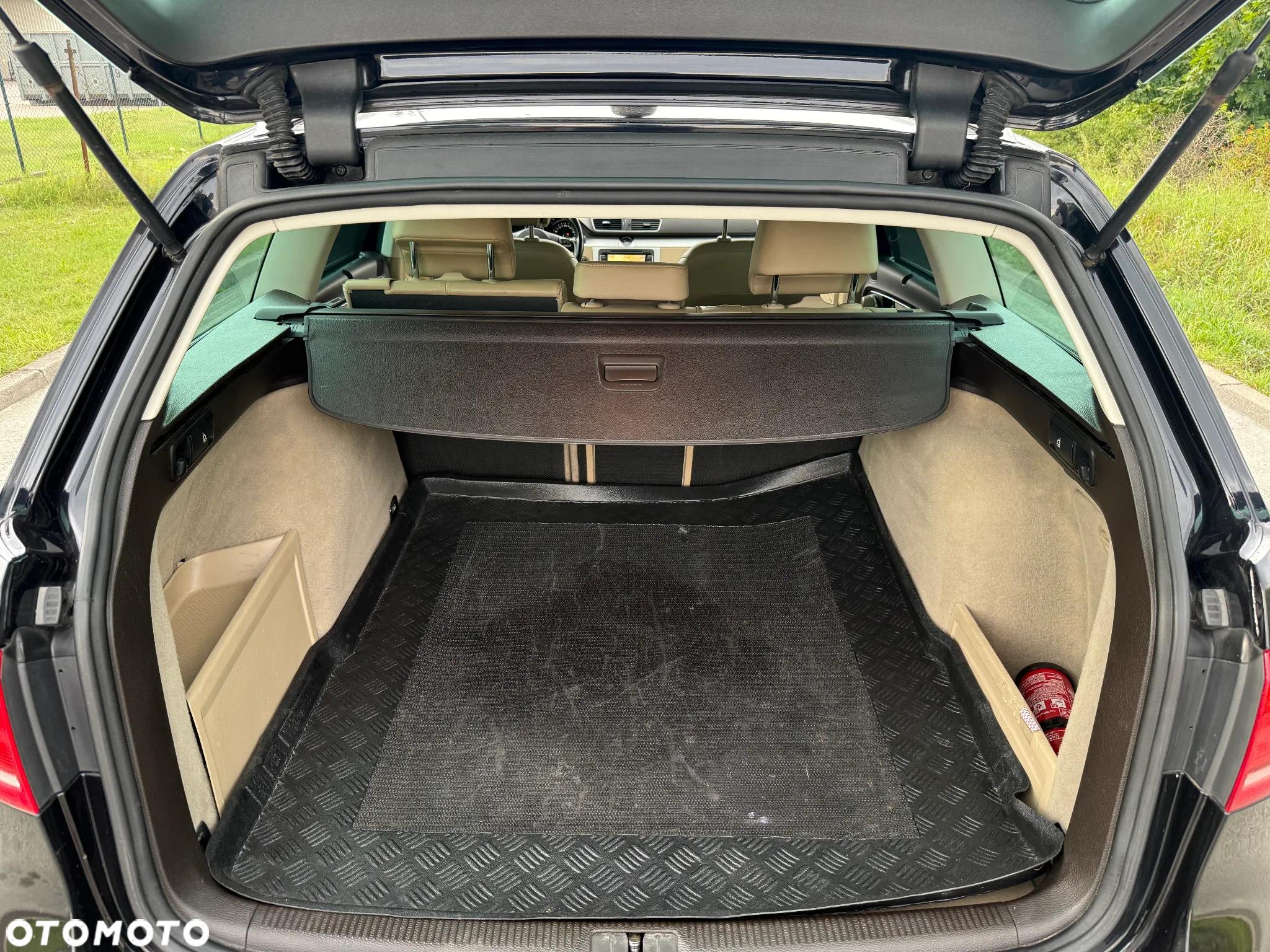 Volkswagen Passat - 10