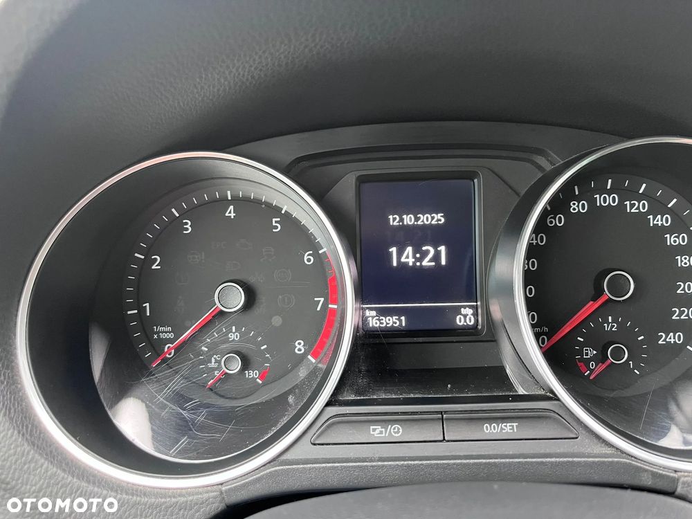 Volkswagen Polo - 11