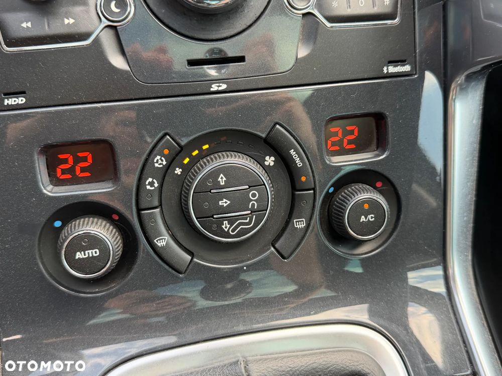 Peugeot 3008 HDi FAP 150 Premium - 33
