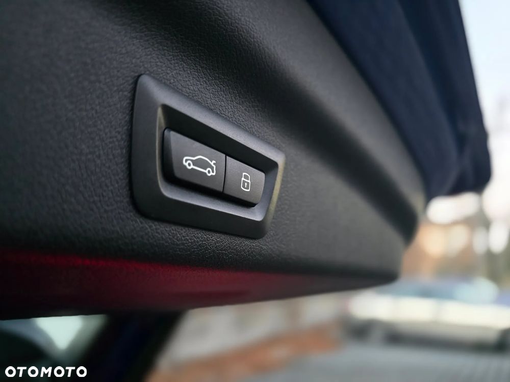 BMW X1 sDrive18i M Sport - 28