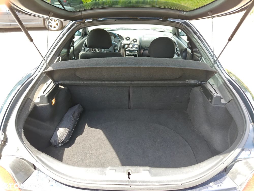 Hyundai Coupe - 19