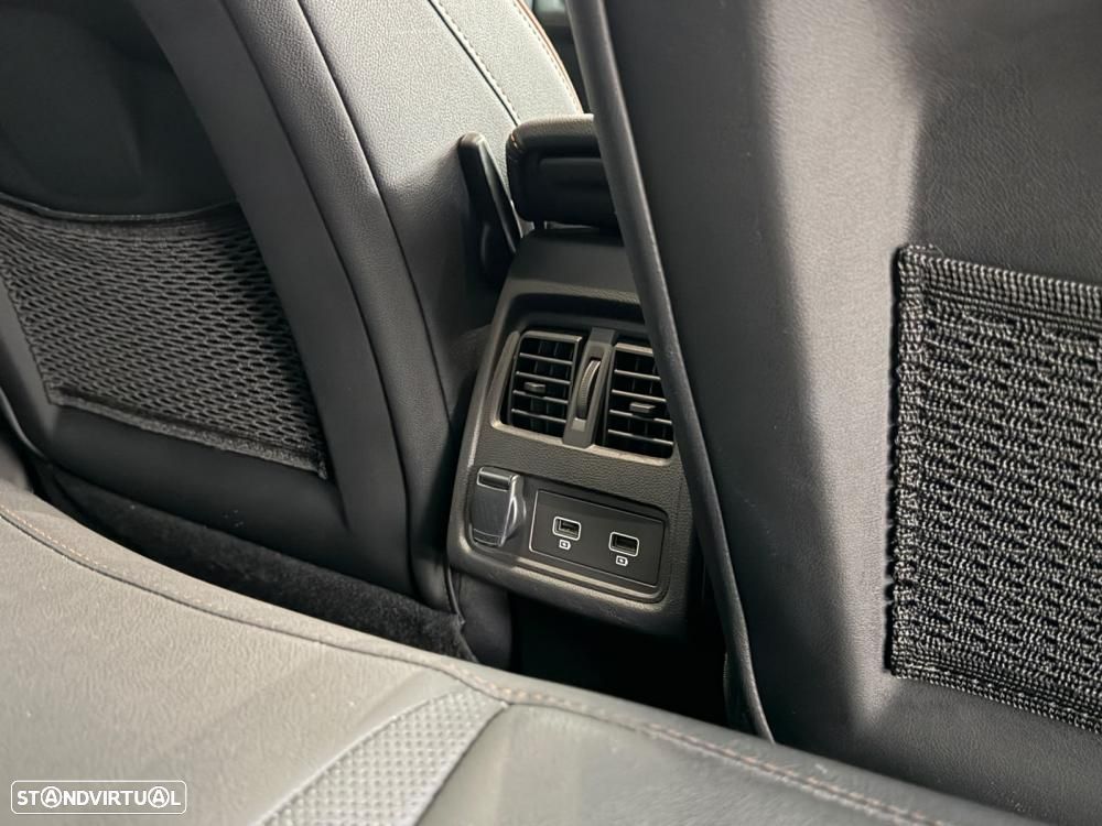 Renault Captur E-TECH 160 INITIALE PARIS - 24