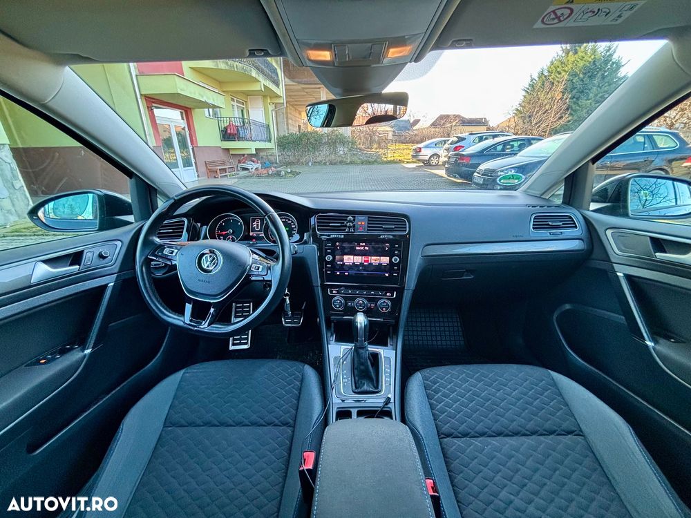 Volkswagen Golf 2.0 TDI DSG Comfortline - 12
