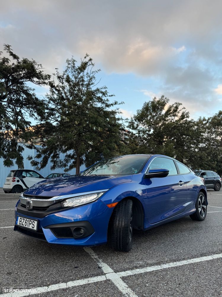 Honda Civic 1.5 i-VTEC Turbo CVT Executive - 1