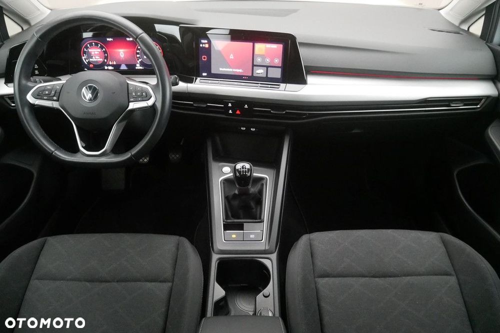 Volkswagen Golf Variant - 8