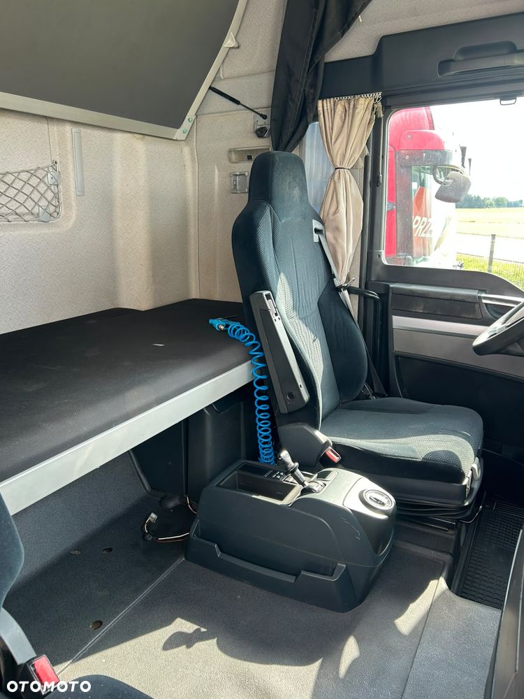 MAN RGX 18.440 - 8