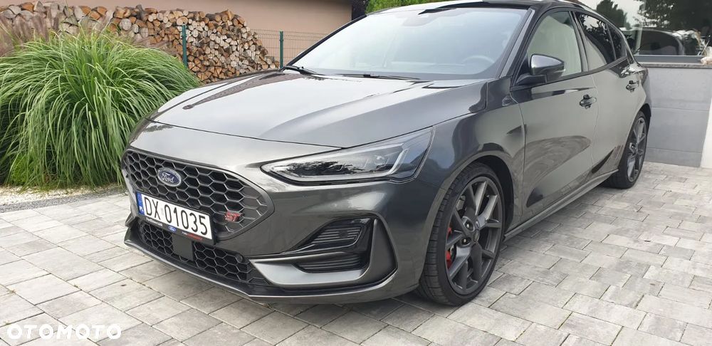 Ford Focus 2.3 EcoBoost ST X - 11