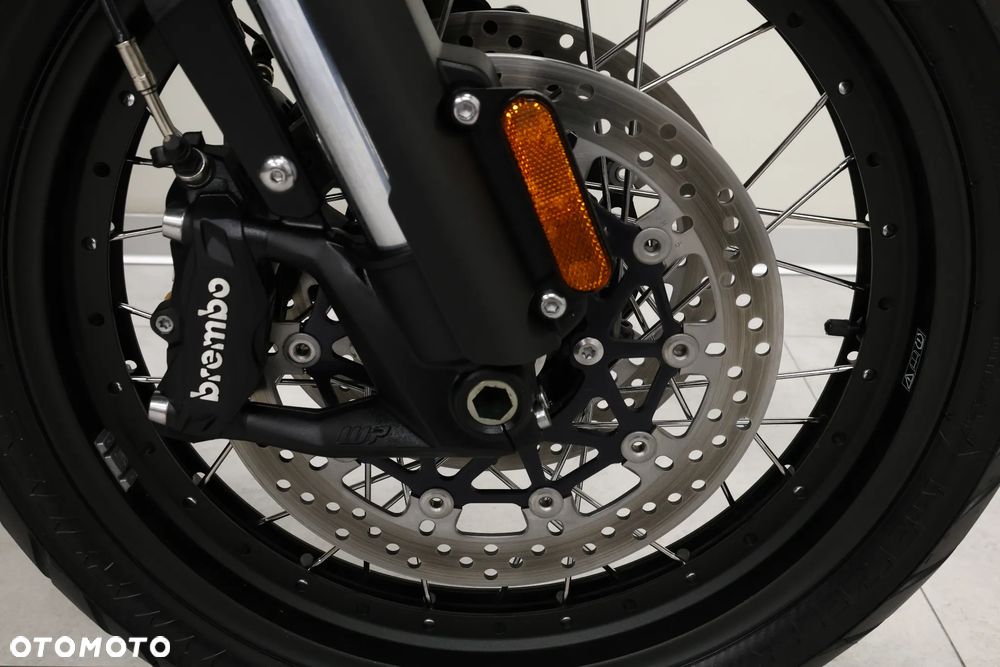 Triumph Tiger - 30