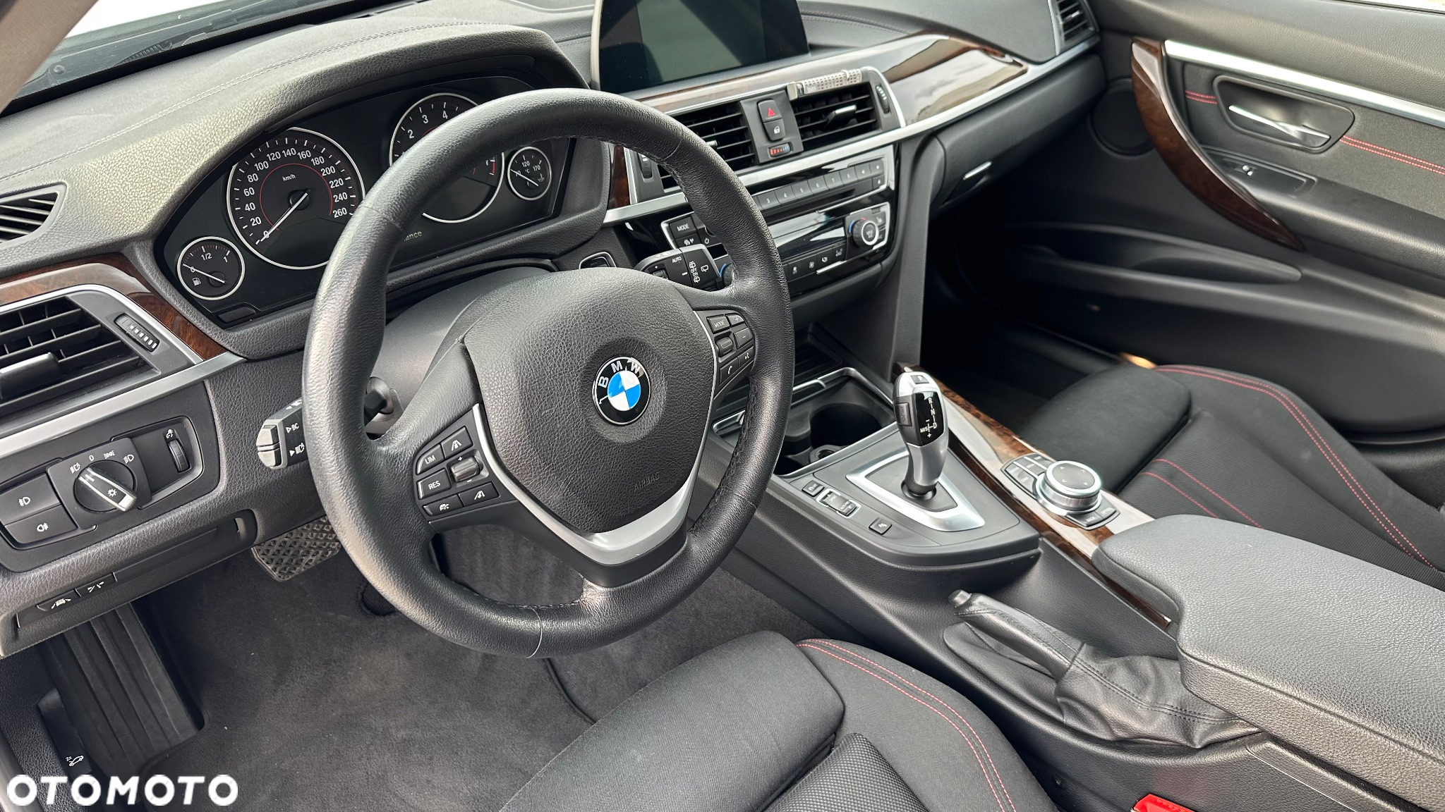 BMW Seria 3 330i xDrive Sport Line Shadow sport - 8