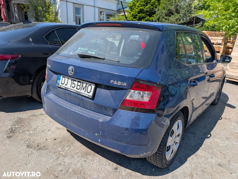 Skoda Fabia - 4