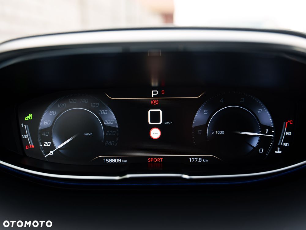 Peugeot 3008 1.5 BlueHDi GT Pack S&S EAT8 - 26