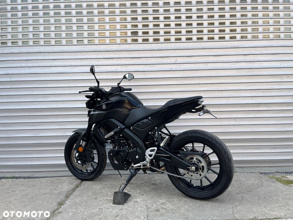 Yamaha MT - 8