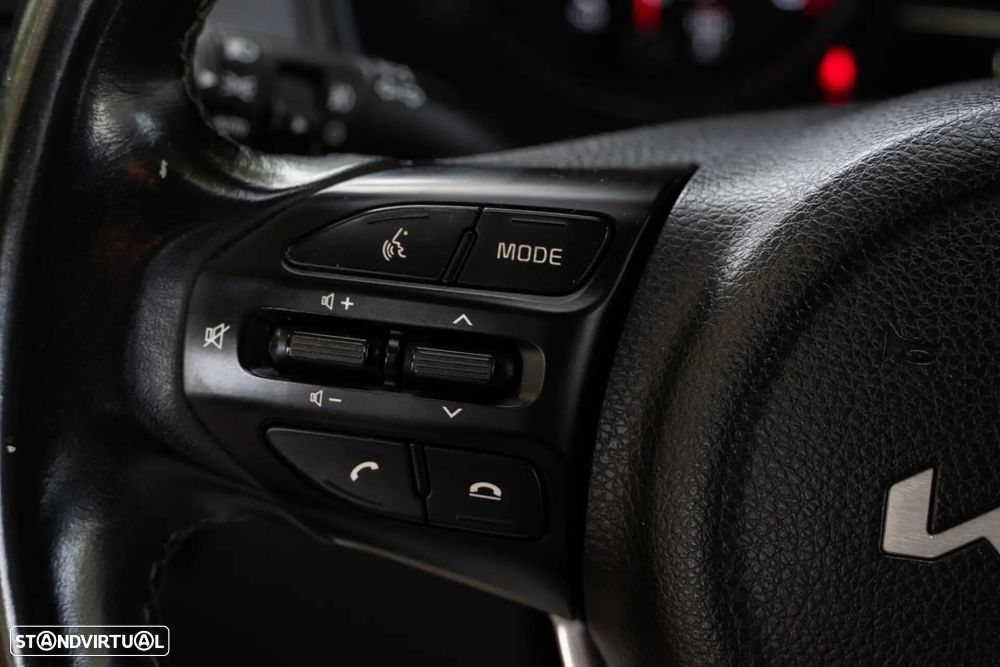 Kia Rio 1.0 T-GDi Wave - 36