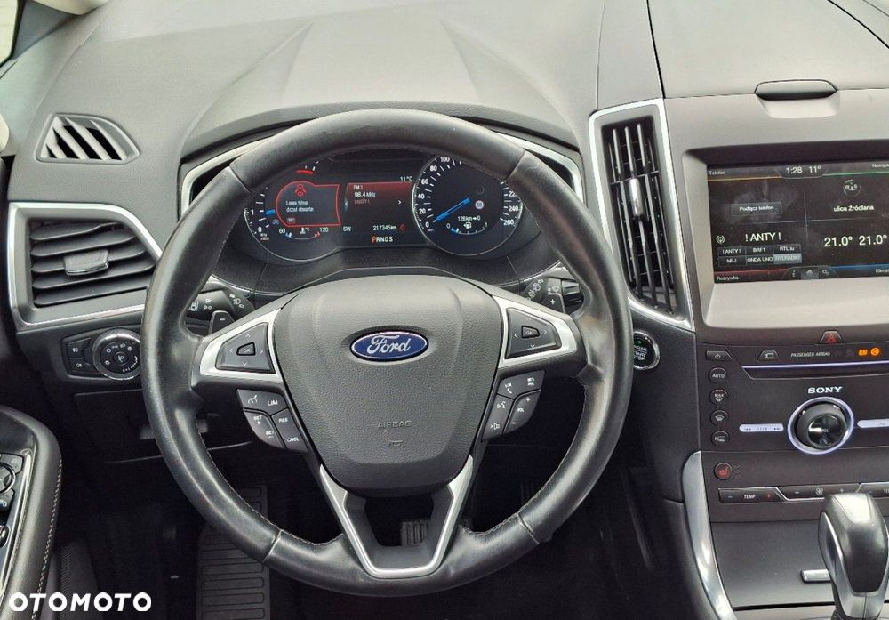 Ford S-Max - 26