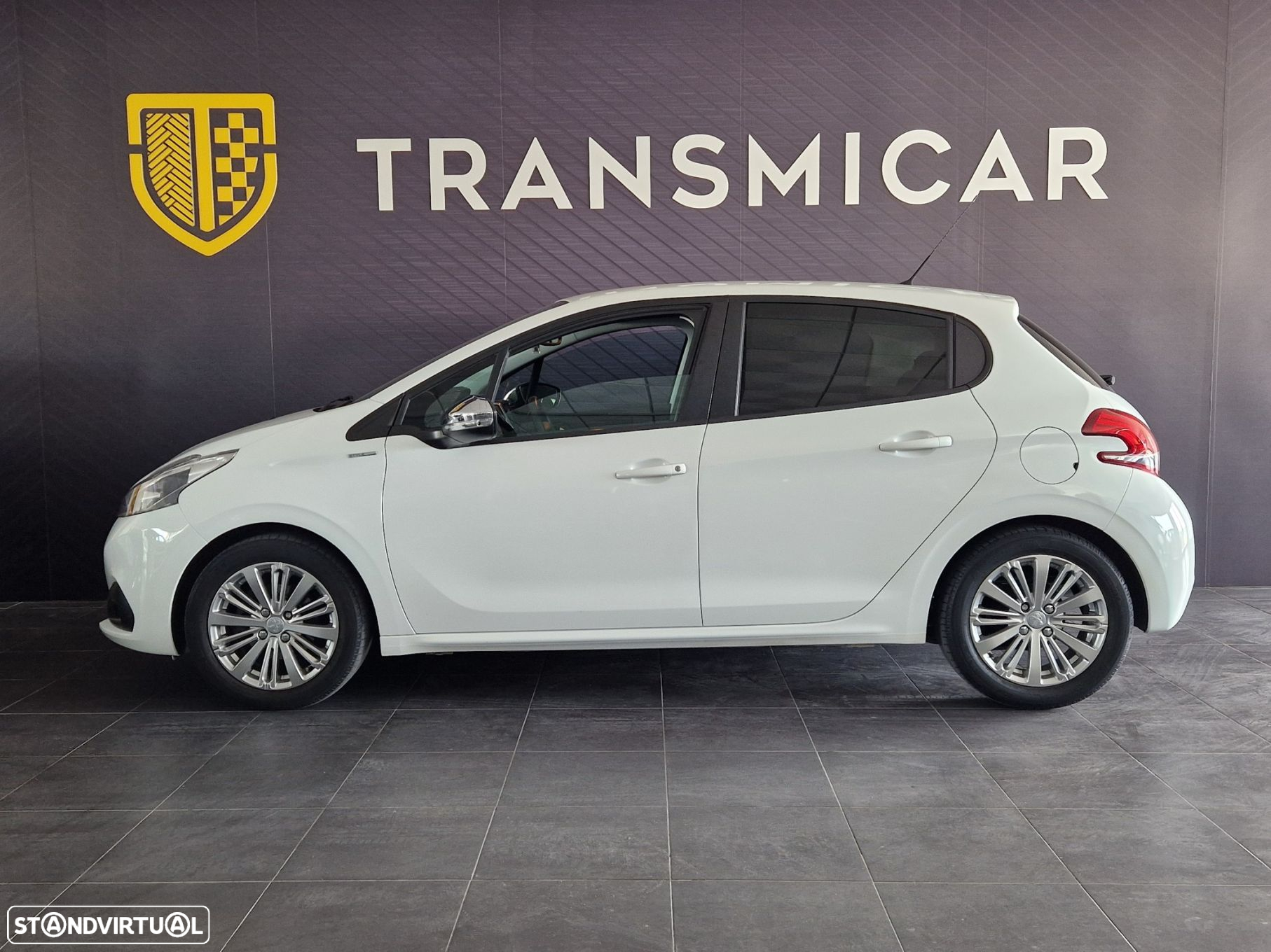 Peugeot 208 1.2 PureTech Style - 3