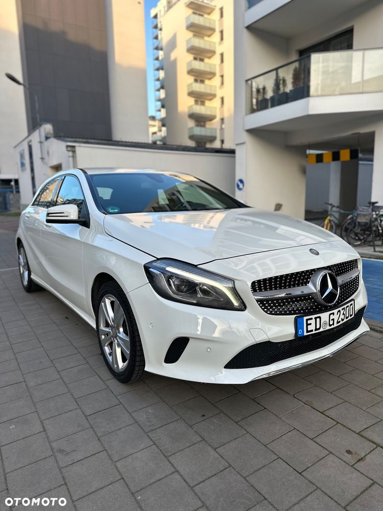 Mercedes-Benz Klasa A 180 7G-DCT SCORE - 12