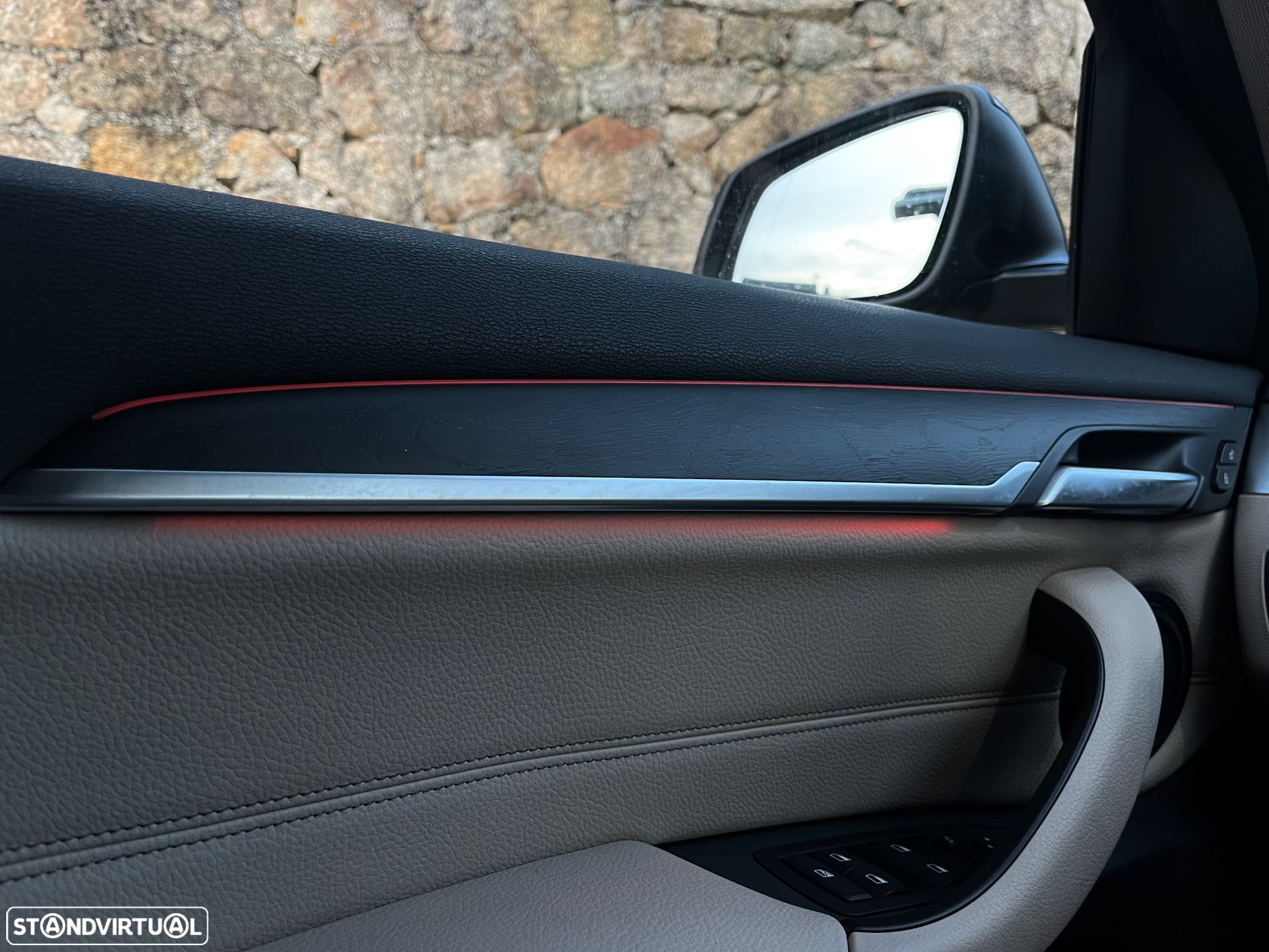 BMW X1 18 i sDrive xLine Auto - 52