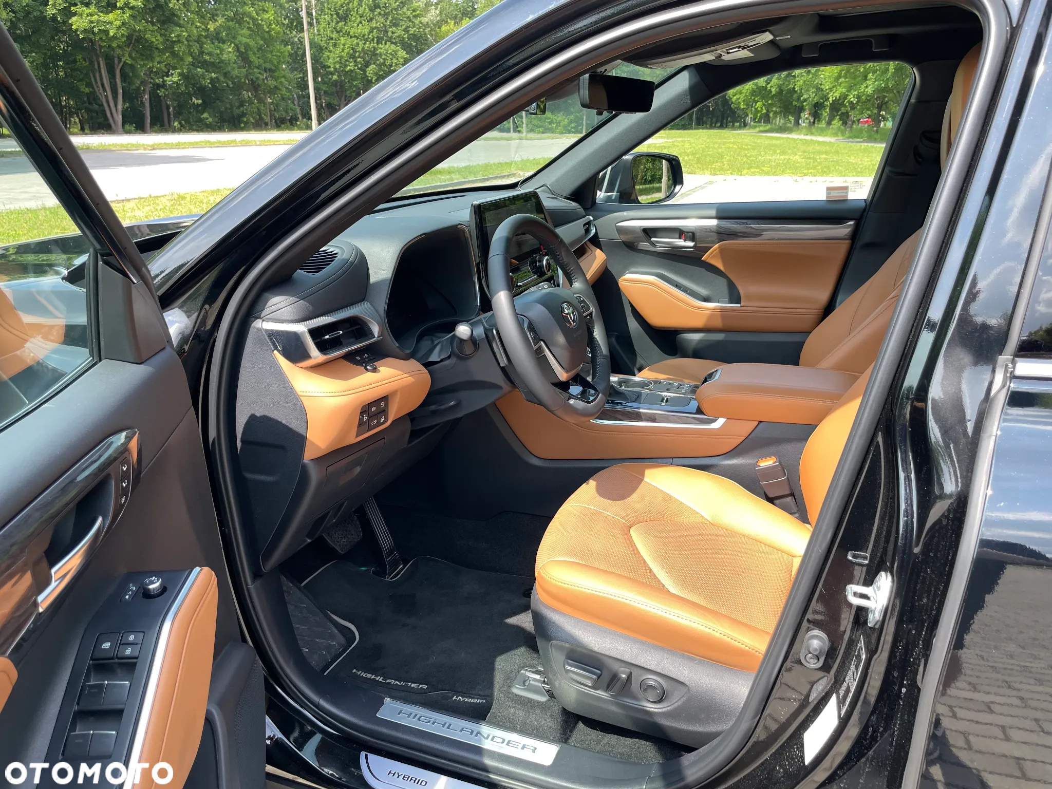 Toyota Highlander 2.5 Hybrid Executive - 12