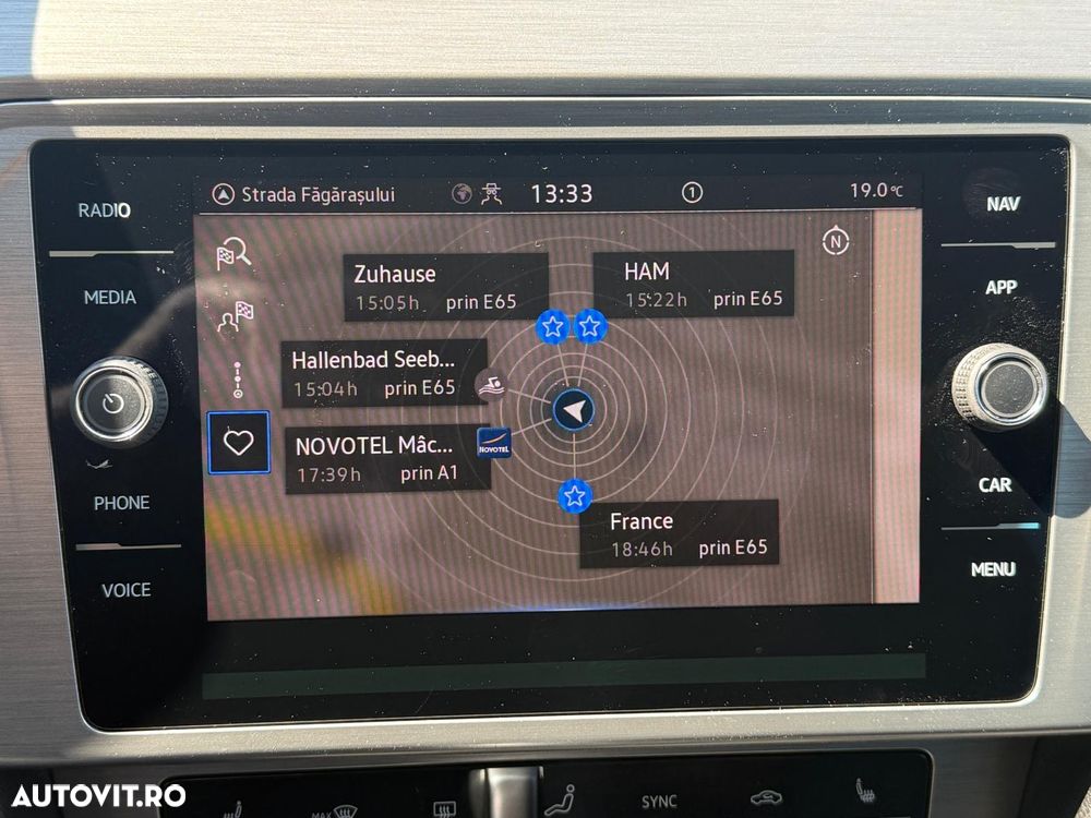 Volkswagen Passat 2.0 TDI SCR DSG Comfortline - 11