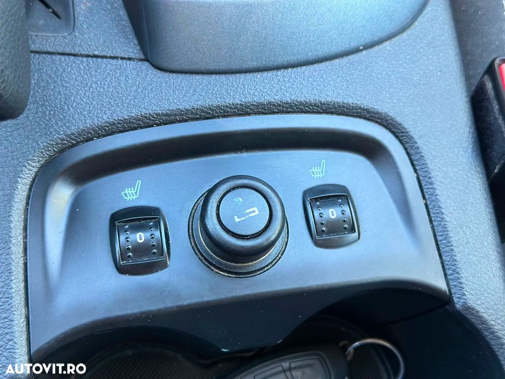 Ford Focus - 14