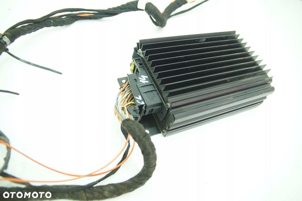 WZMACNIACZ BOSE A2158200189 MERCEDES CL W215 W220 - 2